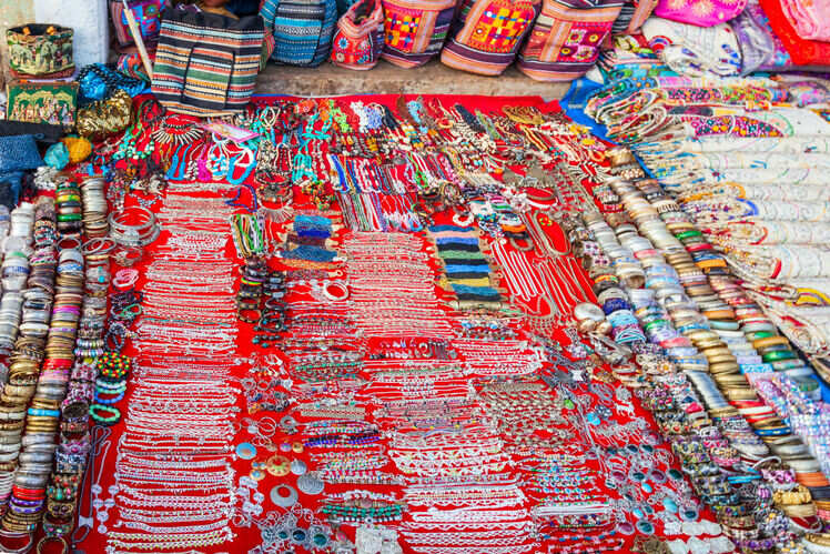 Sarojini Nagar Market