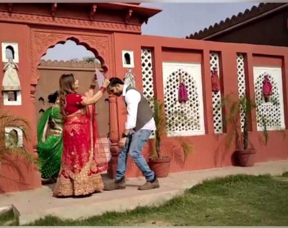 
Malini Kapoor and Ajay Sharma shoot in Jaipur
