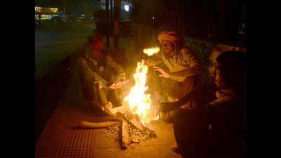 Kanpur shivers as min temp dips to 4.2C, no respite from chill