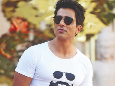 Sonu Sood reacts to Andhra Pradesh villagers building a temple in his honour; says, “Don’t deserve this”