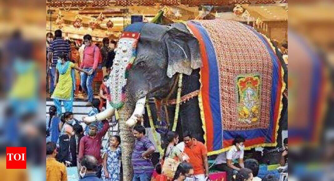 Vijayawada markets pin revival hopes on Christmas Vijayawada News Times of India