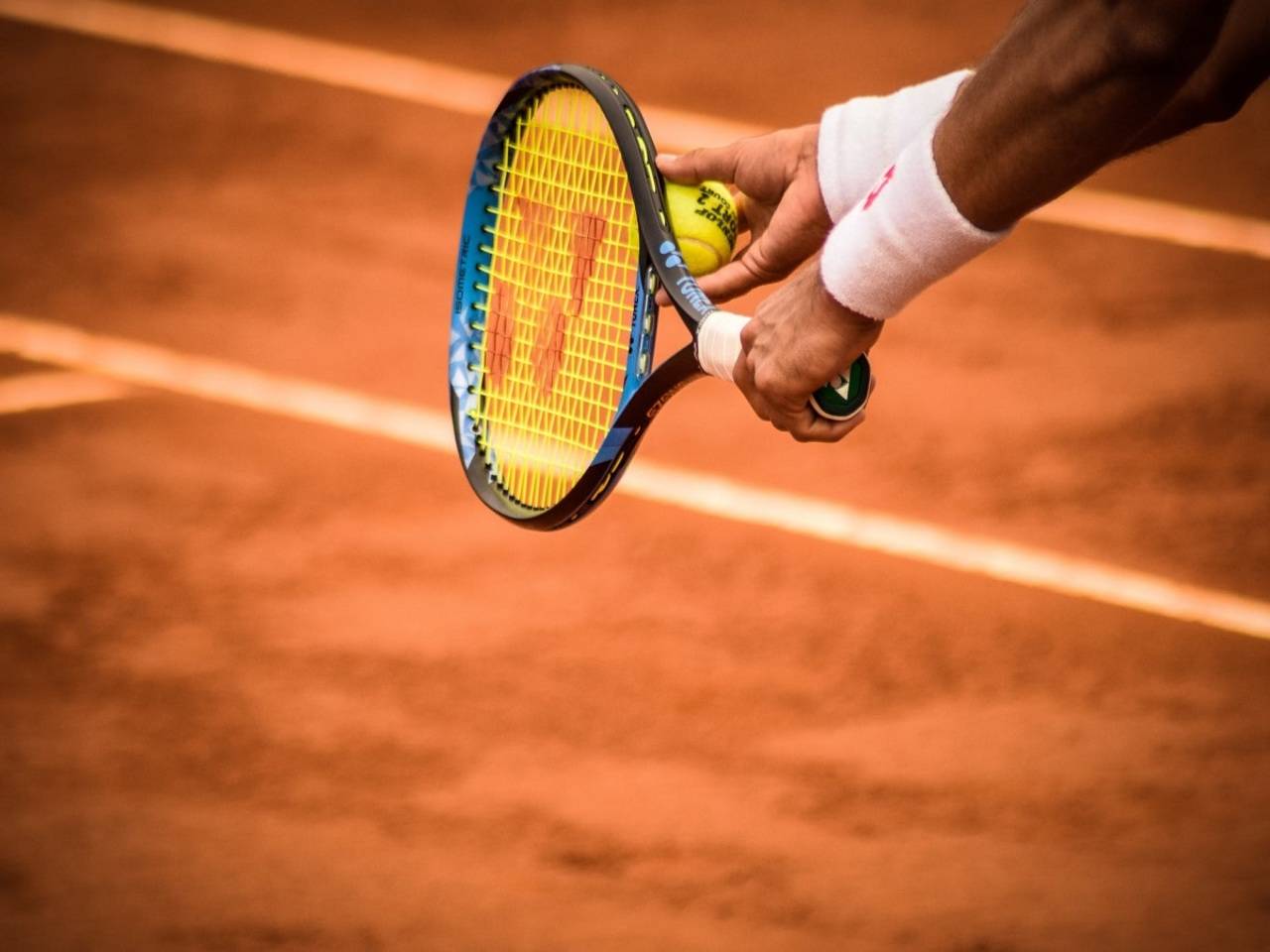 Tennis Rackets: your game with these finest | - Times of India