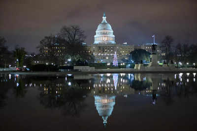 US Congress approves $900 bn stimulus package