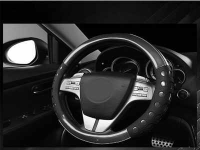 Car Steering Wheel Covers: Spectacular ones to make your drive comfortable