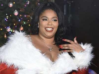 Lizzo surprises mom with luxury car as Christmas gift