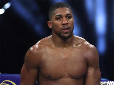 Anthony Joshua puts hand in his pocket to help gyms