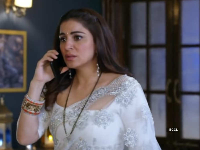 Kundali Bhagya Update December 22 Preeta Learns That Mahira Is In The Resort Times Of India The fate of our stars) is an indian romantic drama television series that premiered on 12 july, 2017 and is still on air on zee tv. kundali bhagya update december 22