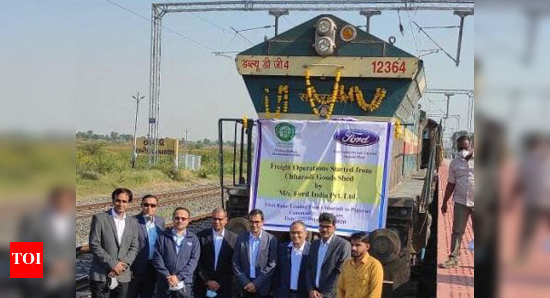 125 cars loaded for first time from Charodi station in Ahmedabad ...