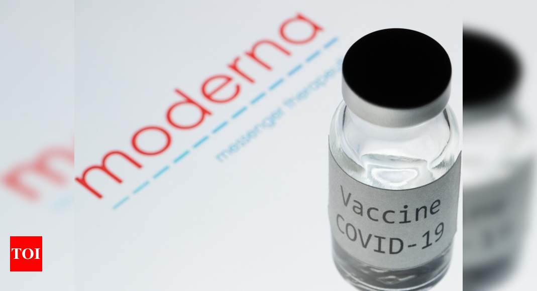 The Boston doctor has a severe allergic reaction to the Moderna Covid vaccine