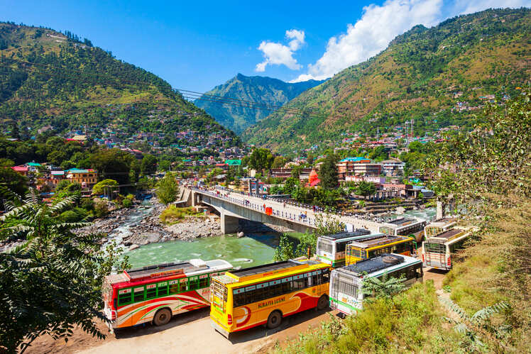 Delhi to Manali
