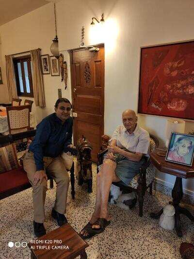 one of a kind: Dr Sanjay Deshpande with Dr Mahindar Watsa