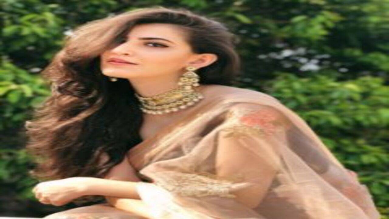 Shivaleeka Oberoi | undefined Movie News - Times of India