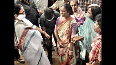 On way back from Birbhum, Mamata Banerjee takes time out for tribal village