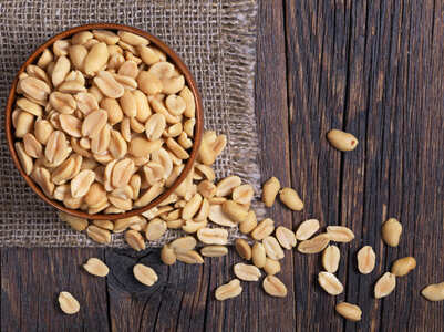 Why peanuts make for one of the best weight loss snacks