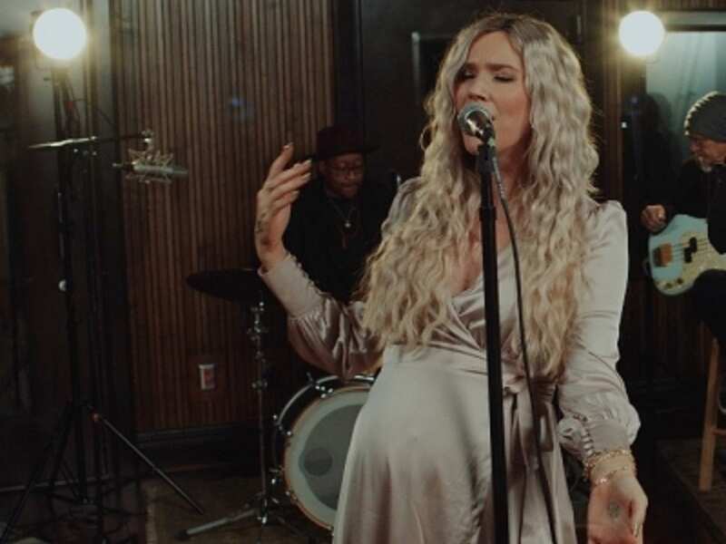 Why Joss Stone wanted to be shown as a toon in her music videos | English Movie News - Times of India