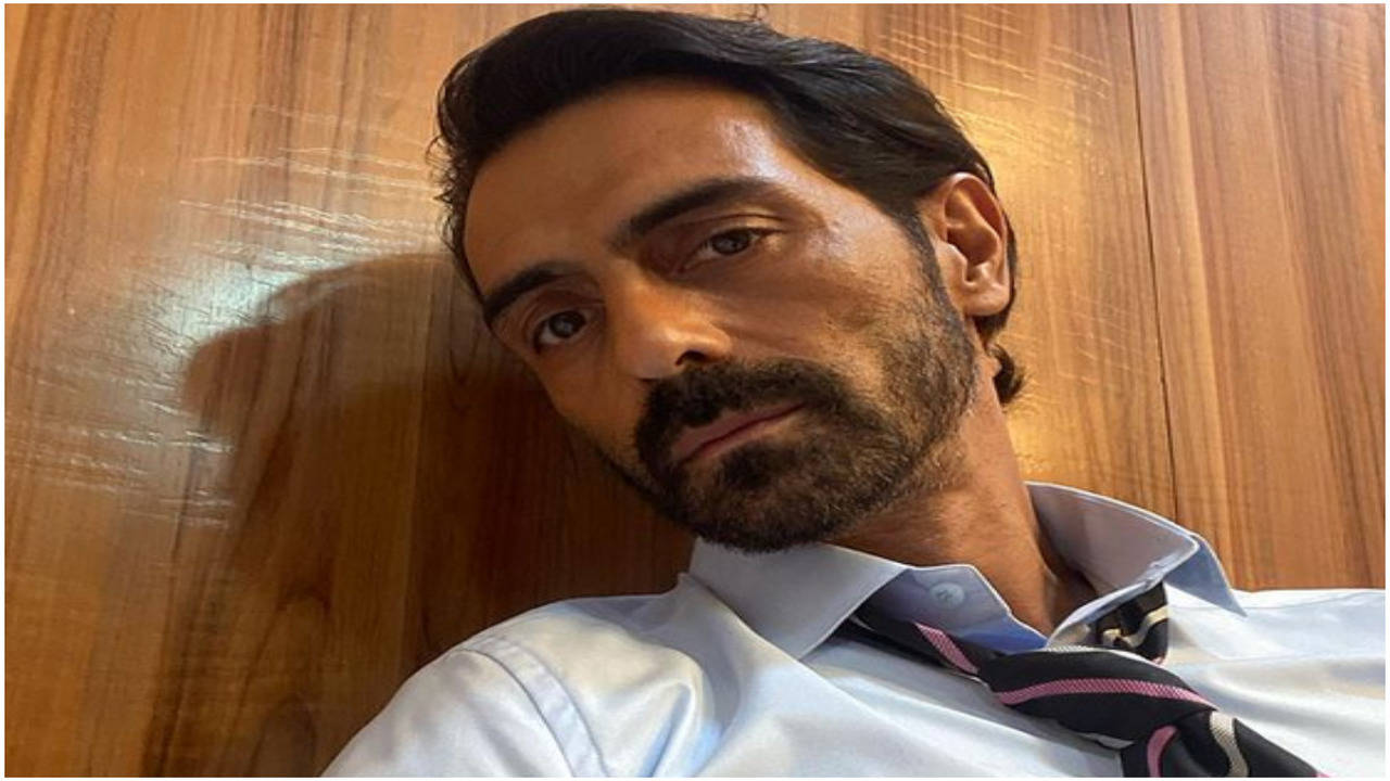 Arjun rampal deals new look