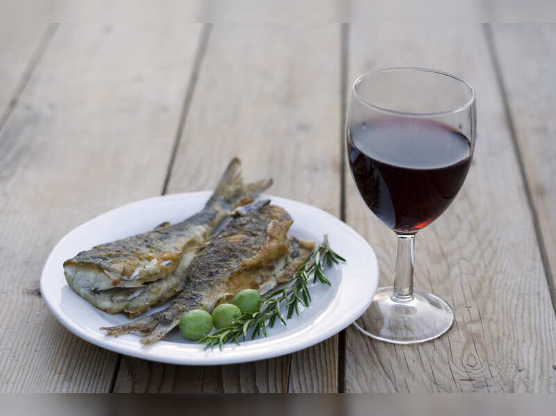Eat fish and drink wine in 2021 if you seek ultimate beauty