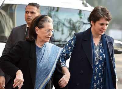 Congress set to call meet of senior leaders to discuss party revamp