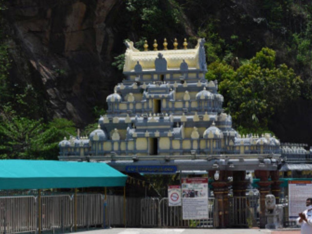 Vijayawada: Kanaka Durga temple sees fall in 2020 hundi collection ...