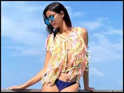Ananya Panday is 'back home' but she is 'mentally' still in the Maldives as she shares a mesmerizing picture