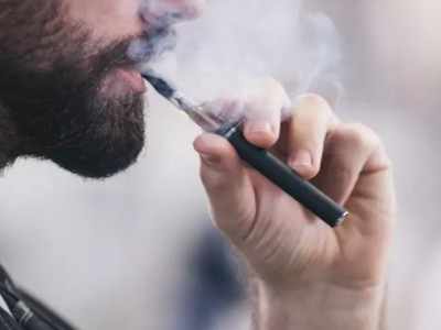 Mixing smoking vaping can be as harmful as smoking cigarettes