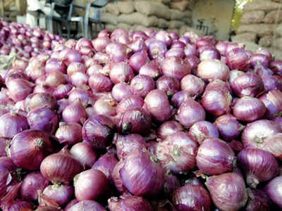 Exports of onions restart at Nashik