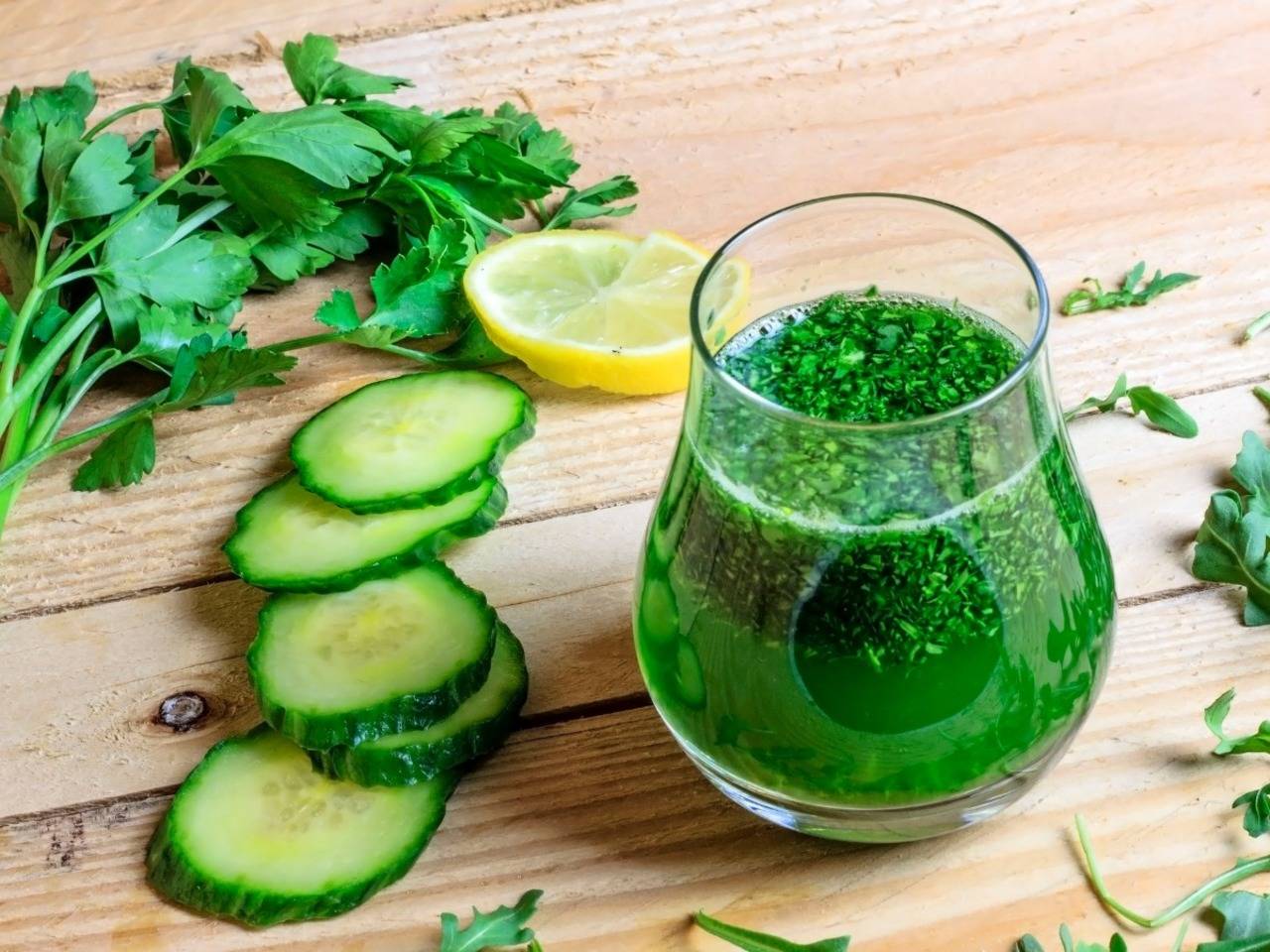 Cucumber Juice Benefits - The Ultimate Healthy Drink for Skin and Hair