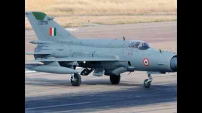 MiG-21 aircraft of IAF crashes in Rajasthan, pilot ejects safely