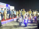 Akshay Kumar launches segways for Mumbai Police