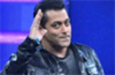 Salman Khan's red eye correction for Ready