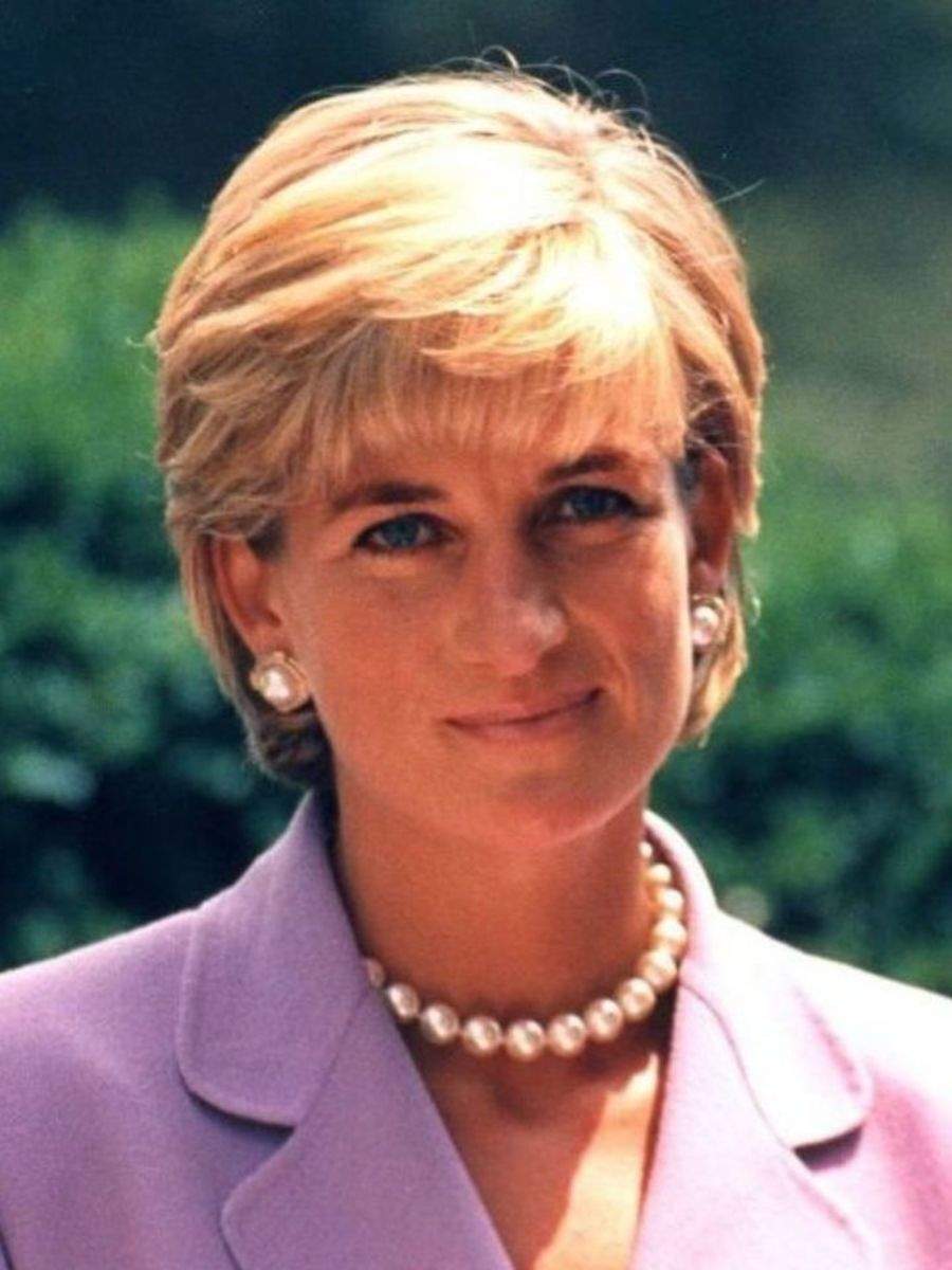 Books About Princess Diana That Give A Glimpse Of Her Life And Time