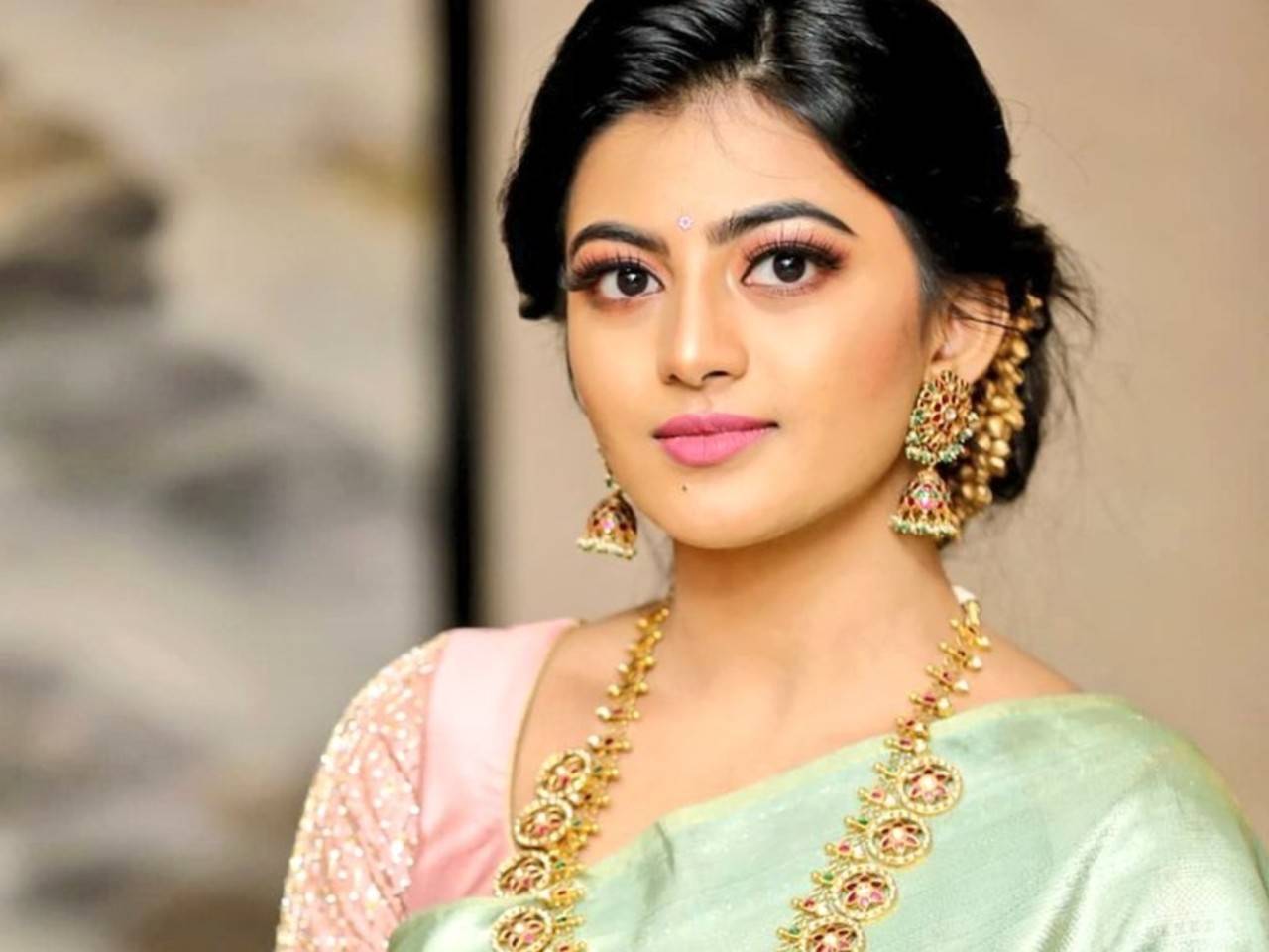 Is 'Kayal' actress Anandhi getting married today in Warangal? | Tamil Movie  News - Times of India