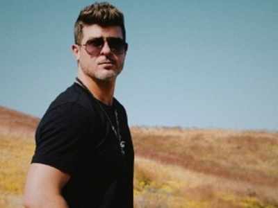 Robin Thicke wants to collaborate with Drake on original music