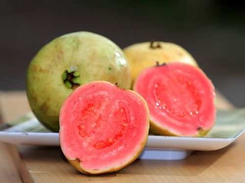 Weight loss: Winter fruits that can help you lose belly fat | The Times of India