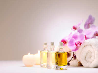 Here’s why should you make some space for ESSENTIAL OILS on your dressing table
