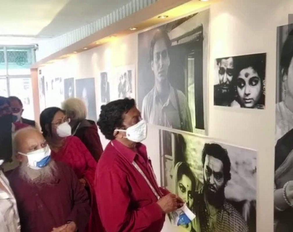
Glimpses from the inauguration of the exhibition on legendary actor Soumitra Chatterjee on Day 2 of Kolkata International Film Festival
