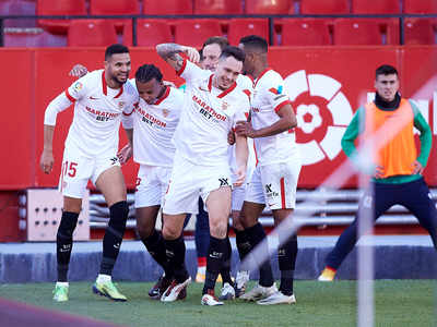 En-Nesyri treble helps Sevilla beat Sociedad in goal fest