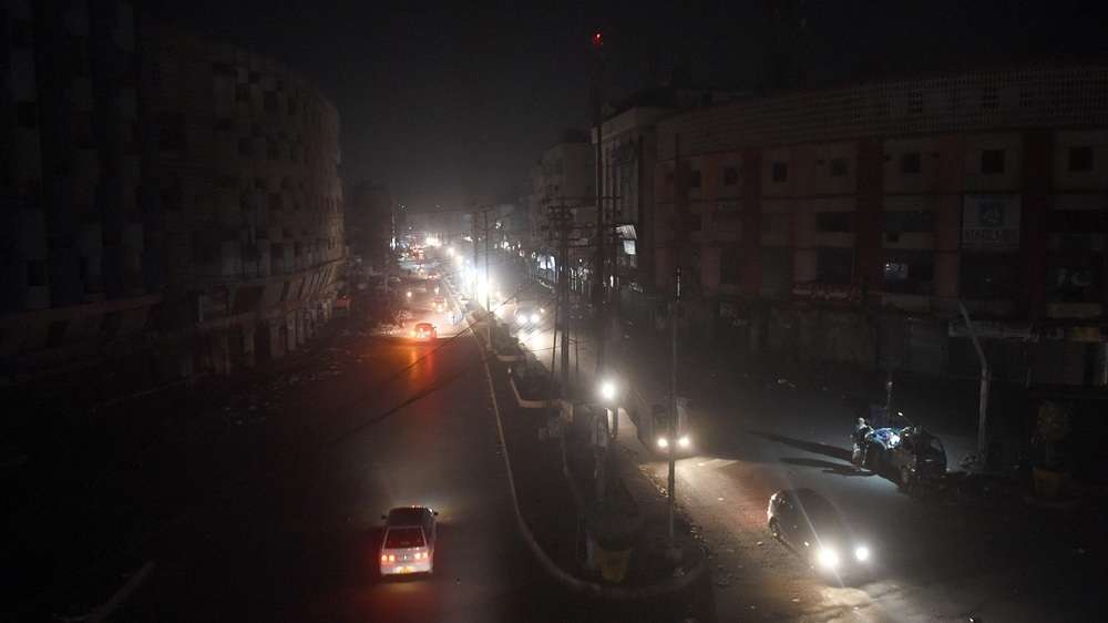 Pakistan hit by nationwide power blackout