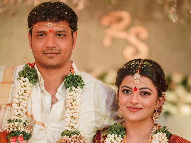 Kayal Anandhi opens up about her marriage for the first time | Tamil Movie News - Times of India