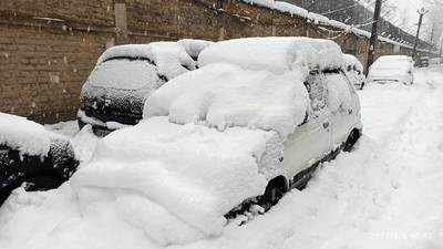 Winter chill: Snowfall in Himalayas has Delhi shivering