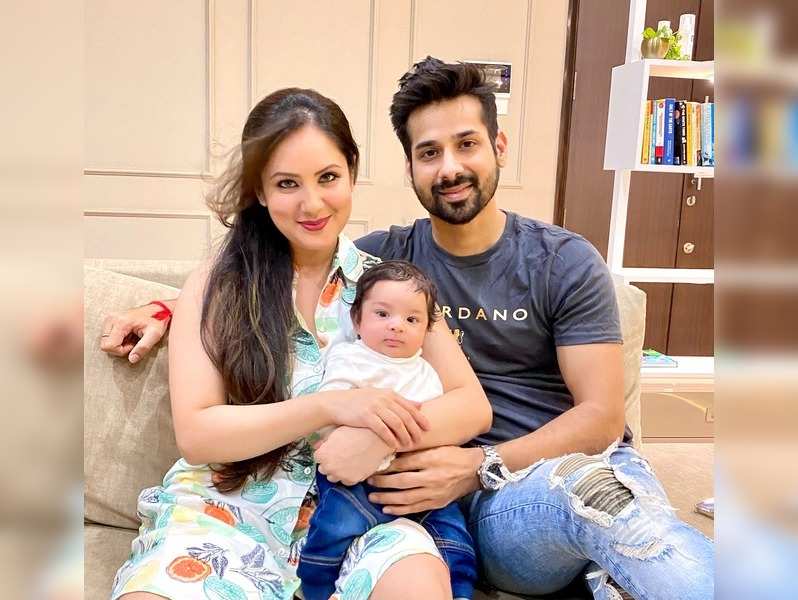 Exclusive: Puja Banerjee and Kunal Verma share exclusive pictures of their baby boy Krishiv - Times of India