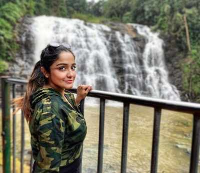 Sayantani returns from her Coorg trip all refreshed