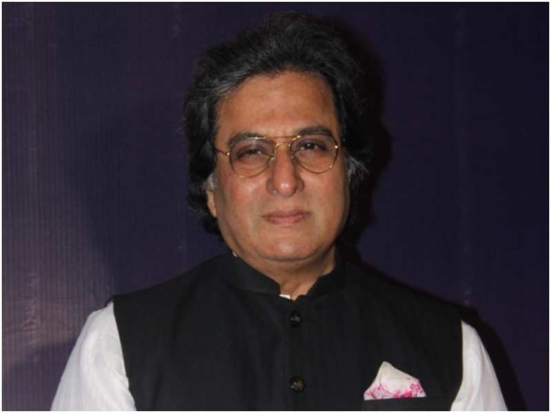 Exclusive: Talat Aziz sings his first Islamic spiritual song in his 40 ...