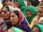 Swara Bhasker, Rabbi Shergil & others take part in concert to support farmers at Tikri border