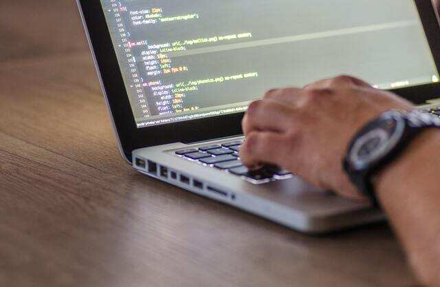 Biologists should have good math, programming skills Biologists should have good math, programming skills