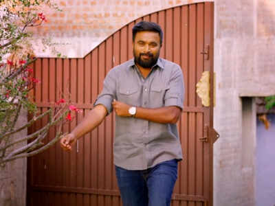 Sasikumar & Nikki Galrani's Rajavamsam trailer