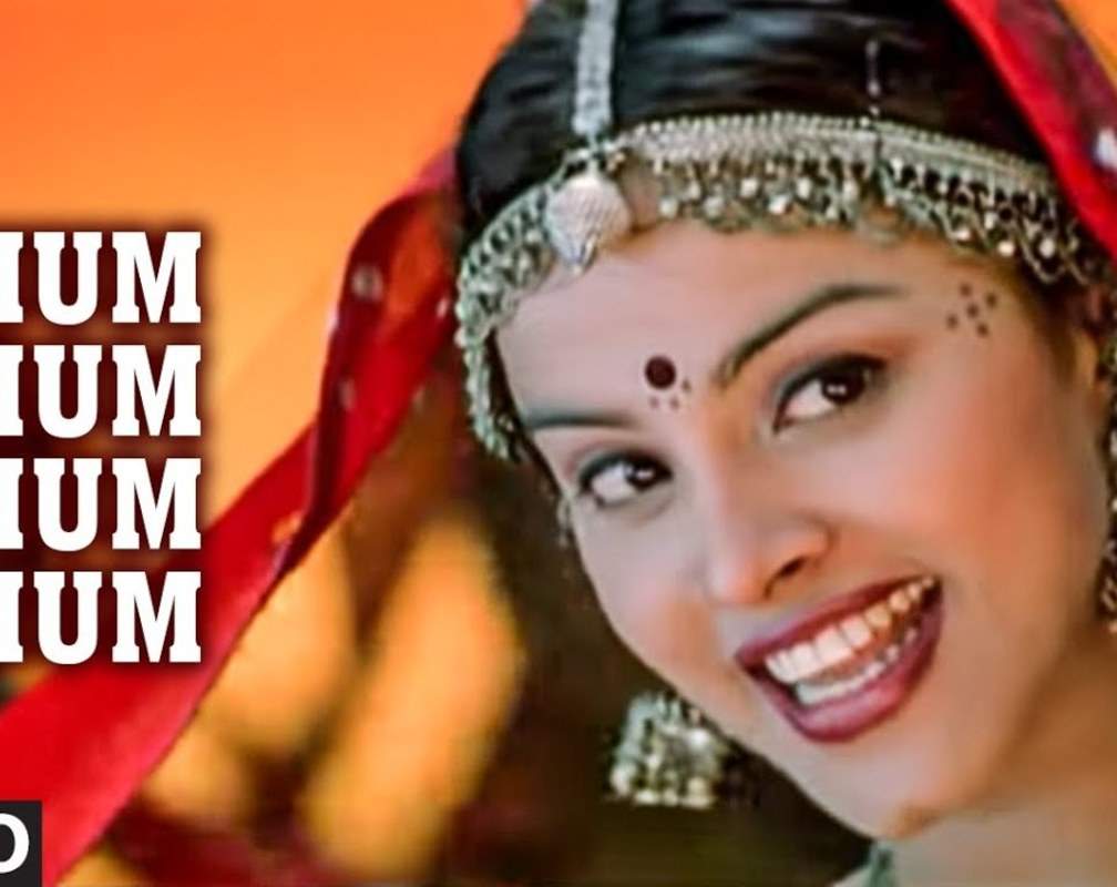 
Check Out Popular Malayalam Music Audio Song 'Dhum Dhum Dhum Dhum' From Movie 'Rakkilippattu' Starring Major Ravi And Jyothika
