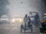 Dense fog engulfs Delhi