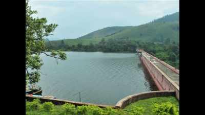 Mullaperiyar dam sees five feet rise in one day due to unseasonal rain