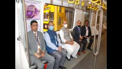 'Driverless Metro Car' unveiled by Defence minister in Mumbai